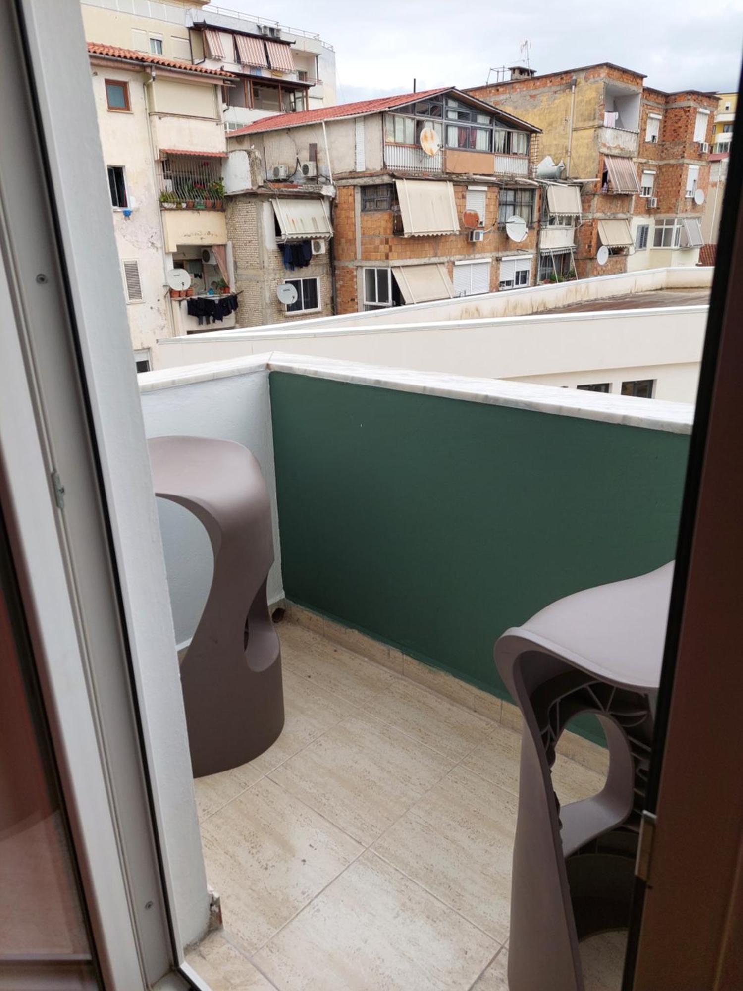 What'S Up Tiranë Ngoại thất bức ảnh